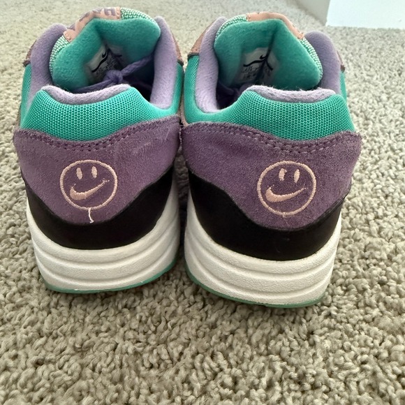 Nike Air Max 1 Have A Nike Day Space Purple Bleached Coral Women's Size 6.5 - Picture 4 of 9